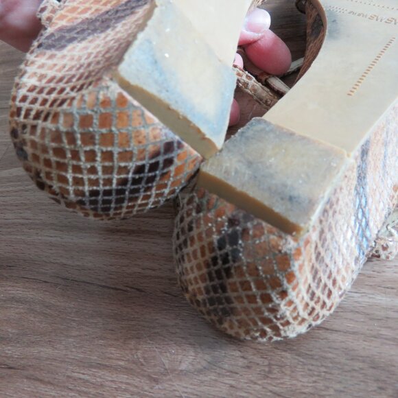 STUART WEITZMAN Leather Snakeskin Strappy Low Wedge Sandals Quiet Luxury US 8 - Picture 14 of 15